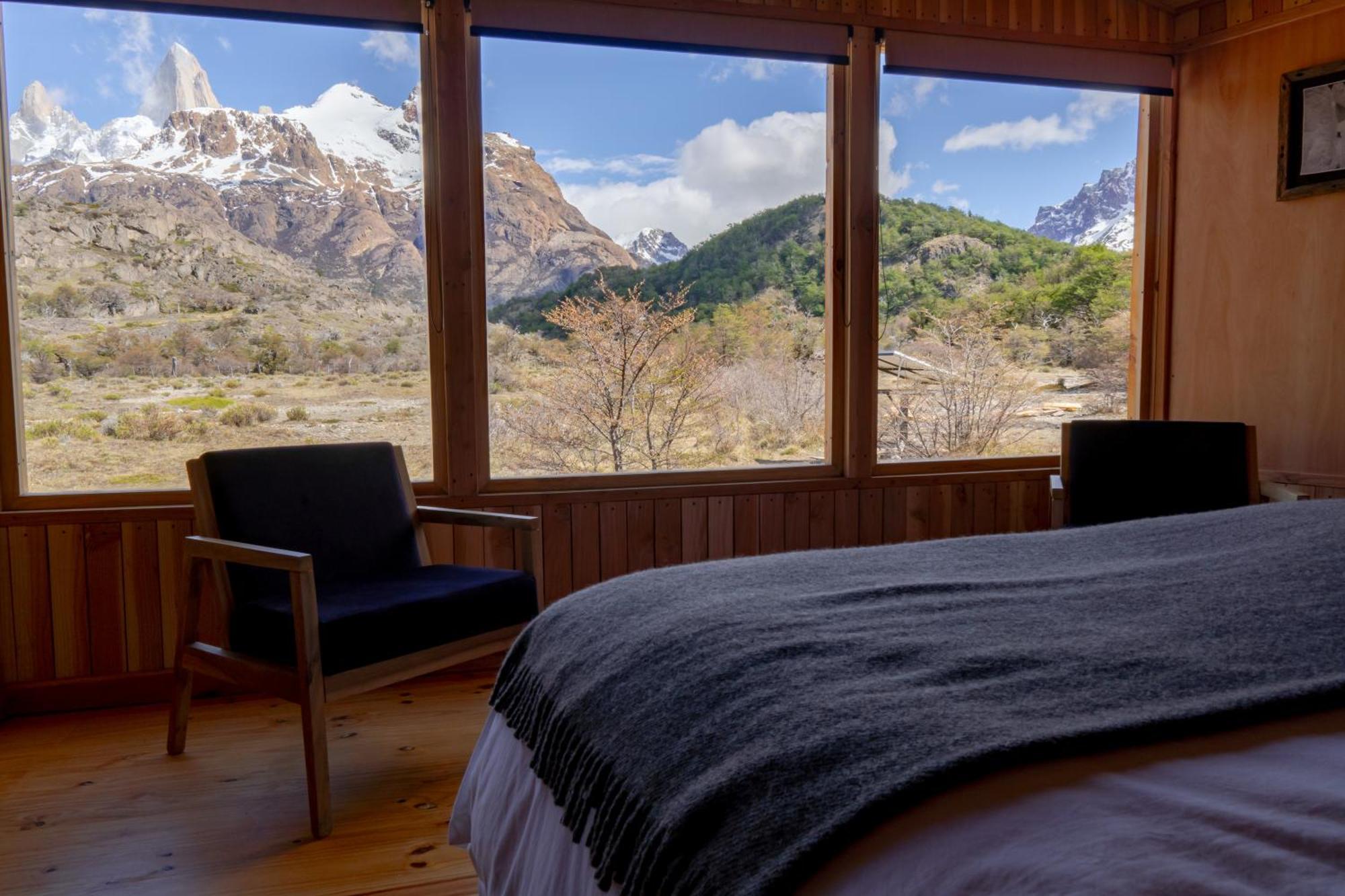 Отель Patagonia Eco Domes Эль-Чальтен Экстерьер фото