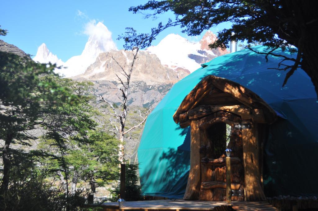 Отель Patagonia Eco Domes Эль-Чальтен Экстерьер фото