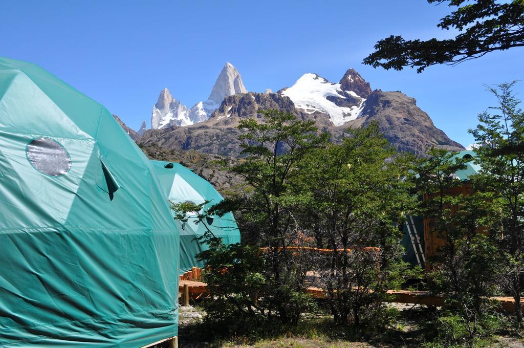 Отель Patagonia Eco Domes Эль-Чальтен Экстерьер фото